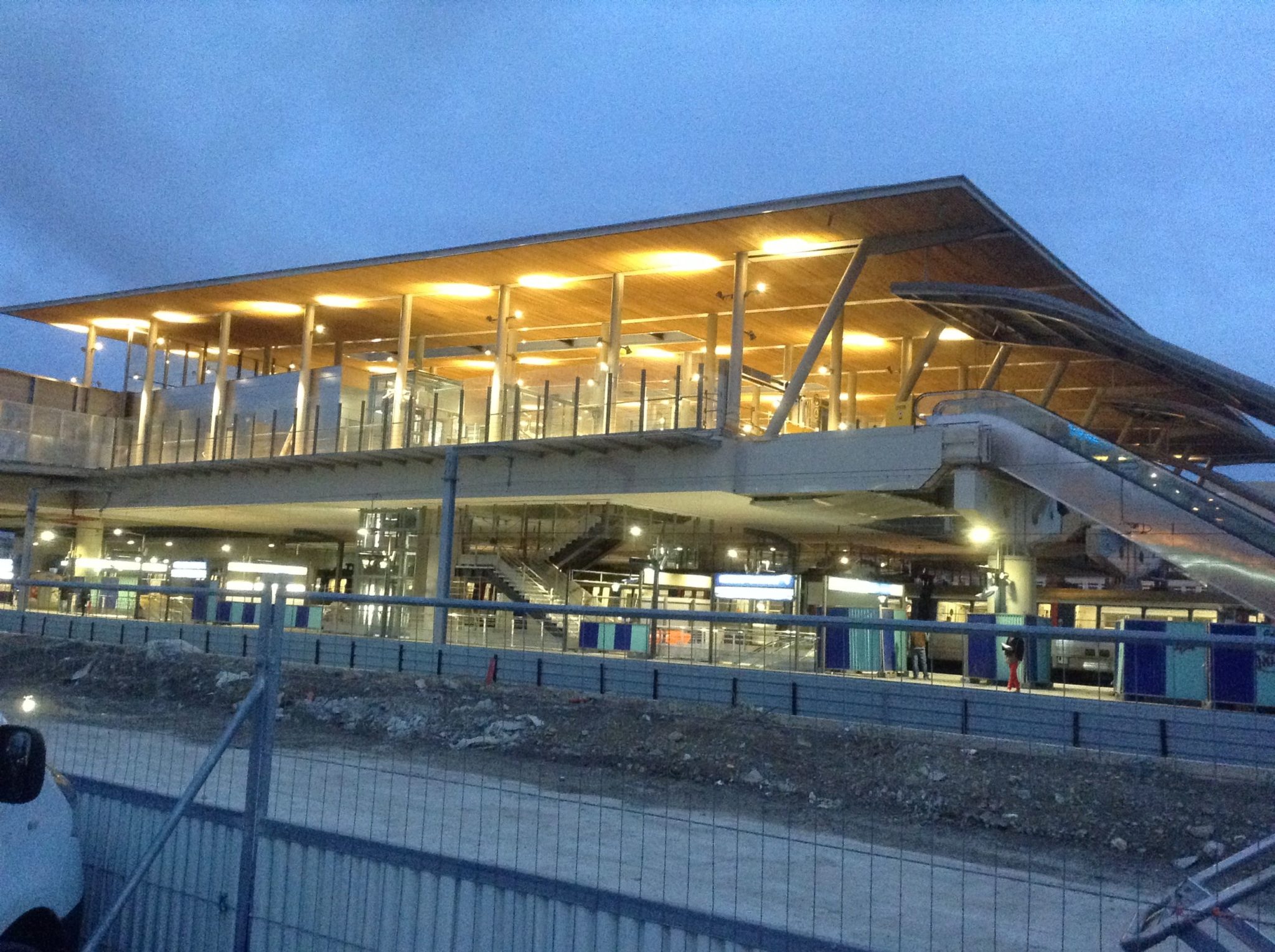 Gare de Nanterre Couverture des voies BECS Gare de Nanterre Couverture des voies BECS